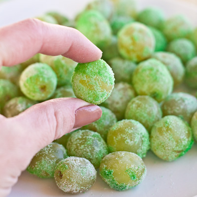 Sour Patch Grapes {Leprechaun Candy}. Get your candy fix without all the candy!
