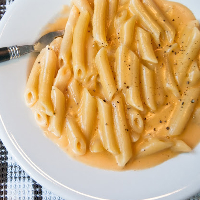 Pasta with a creamy cheese sauce made from an authentic recipe from 1870.