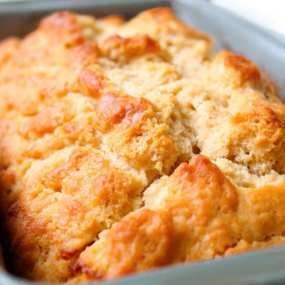 Honey Beer Bread - 5 minutes, simple ingredients, ridiculously delicious.