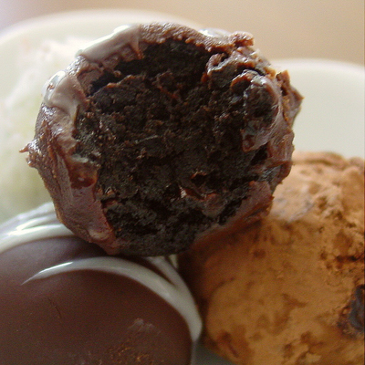 Easy Chocolate Oreo Truffles