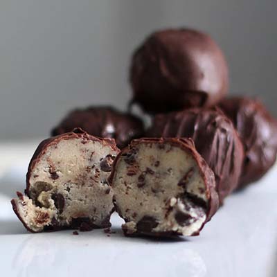 Chocolate chip cookie dough truffles - easy as can be and egg-free (easy to veganize).