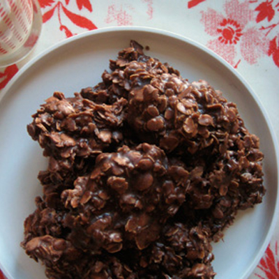 No bake cookies. Simple, quick & delicious.