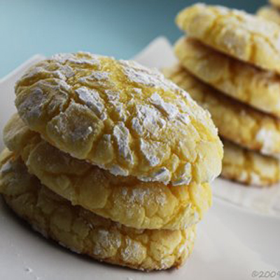 Super simple lemon cookies that will put a smile on your face!