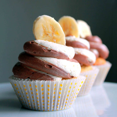 Banana Cupcake with Nutella and Vanilla Swirl Buttercream