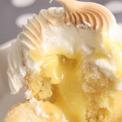 Lemon Meringue Cupcakes
