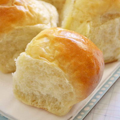 Buttery, Old-Fashioned Pull-Apart BunsThat Grandmas Used To Make.