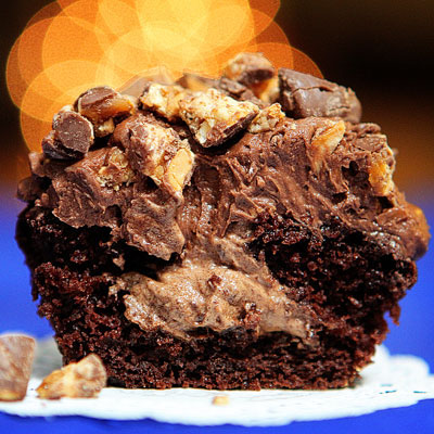 Decadent Snickers Cupcakes with Chocolate Mousse Filling
