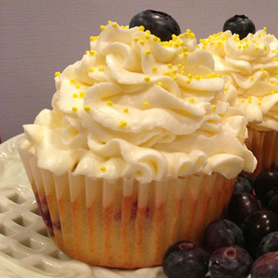 Mascarpone Lemon Blueberry Cupcakes