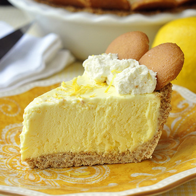 Old Fashioned Lemon Icebox Pie ~ Sometimes the oldest recipes really are the best!