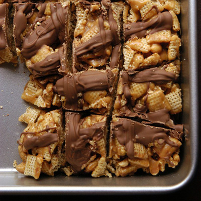 No Bake Peanut Butter Caramel Bars