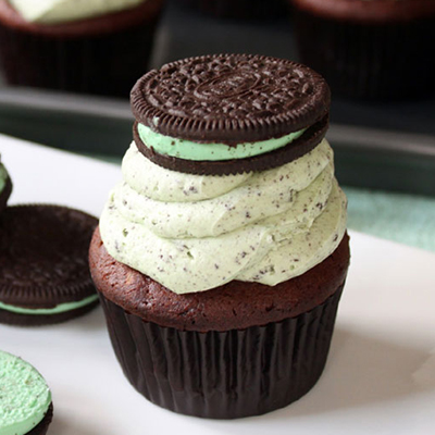 Chocolate Mint Oreo Cupcakes