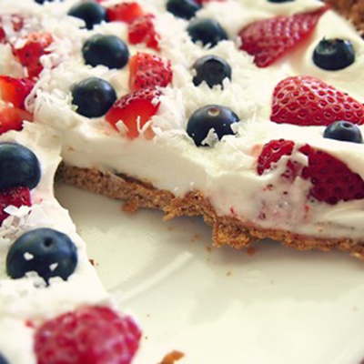 Healthy & Light Dessert Pizza! 135 Calories per slice from Undressed Skeleton.