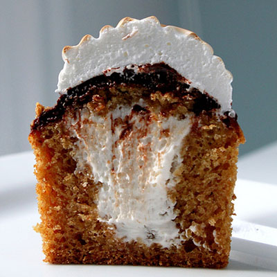 Smore Graham Cracker Cupcakes