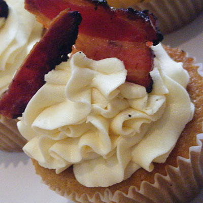 Delicious Maple Buttermilk Pancake Cupcakes