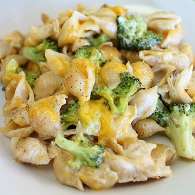 Chicken & Broccoli Alfredo Shells Recipe ~ Delicious... Says: great to use leftover rotisserie or grilled chicken.