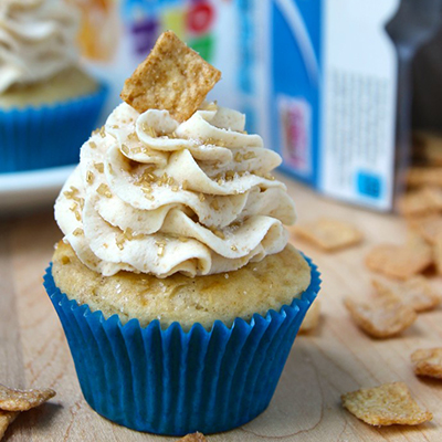 Cinnamon Toast Crunch Cupcakes