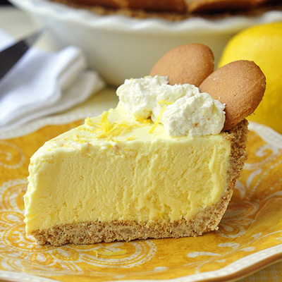 Old Fashioned Lemon Icebox Pie