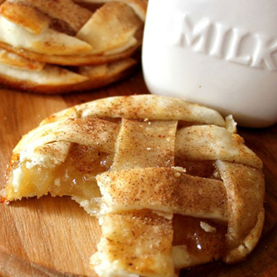 Apple Pie Cookies. Warm gooey bits of pie heaven!