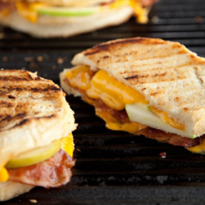 Grilled Apple, Bacon and Cheddar Sandwich with Roasted Red Onion Mayo