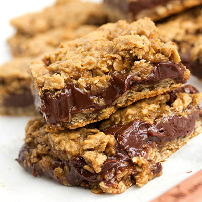 Oatmeal & Chocolate Cookie Bars