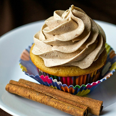 Cinnamon Buttercream Cupcakes