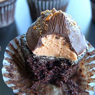 Butterfinger Cupcakes