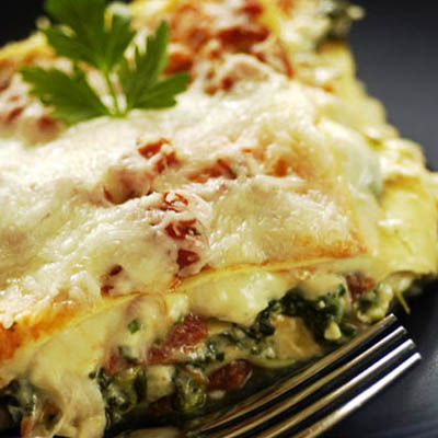 Creamy Chicken and Spinach Lasagna
