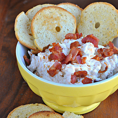 Roasted Garlic Bagel Crisps with a Bacon Cheddar Cream Cheese Dip