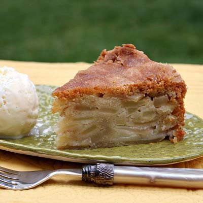 Cinnamon Apple Pie Cake
