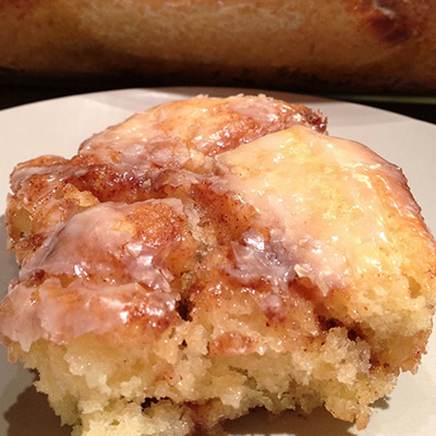 Cinabun Cake (Cinnamon Bun Cake)