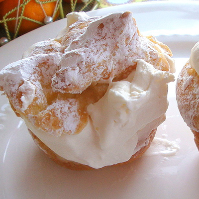 Best, easy Cream Puffs - Just check out the blog comments if you have any doubt!
