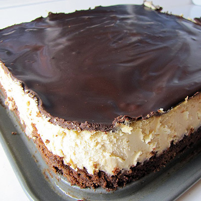 Peanut Butter Cheesecake with a Brownie Crust