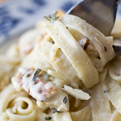 Fettucini in Parmesan Roasted Garlic Cream Sauce
