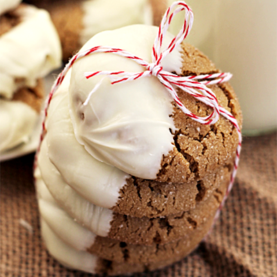 White Chocolate Dipped Gingersnaps ~ Soft, Chewy Gingersnaps Dipped in Sweet White Chocolate!