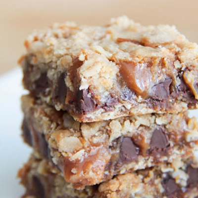 Carmelitas! The best cookie you will ever make. Each bite is an delicious balance of gooey caramel, chocolate chips, and crunchy and sweet cookie.