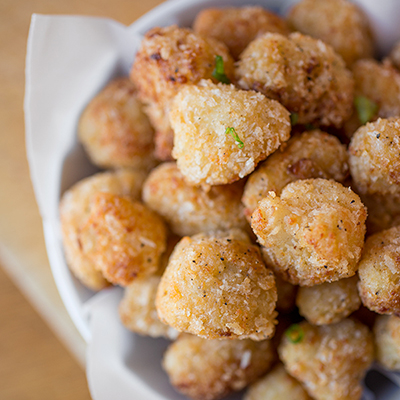 Crispy Parmesan Cauliflower Poppers with Creamy Buttermilk Ranch Dipping Sauce