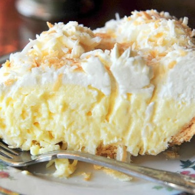 Old Fashioned Coconut Cream Pie