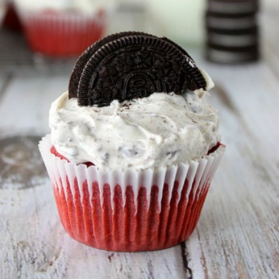 Red Velvet Cupcakes with Oreo Cream Cheese Frosting
