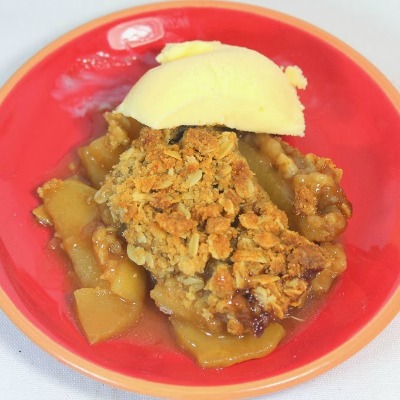 SECRET INGREDIENT Apple Oatmeal Crisp Secret ingredients... little extras that add an additional layer of flavor to a dish. This is a basic apple crisp recipe. Add some oatmeal and you have a pretty good Apple Crisp... Add a secret ingredient and the dish snaps with crowd pleasing flavor!